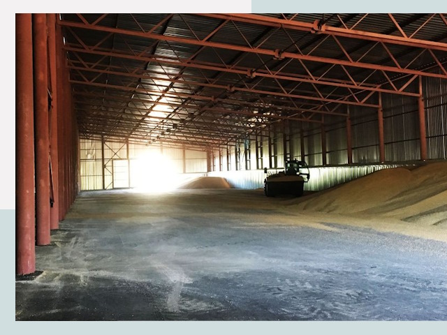 Строительство зернохранилищ в Тихвине