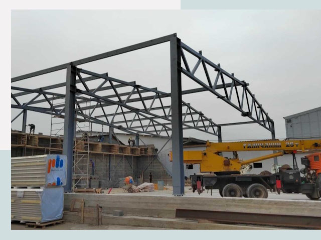 Строительство цехов в Тихвине