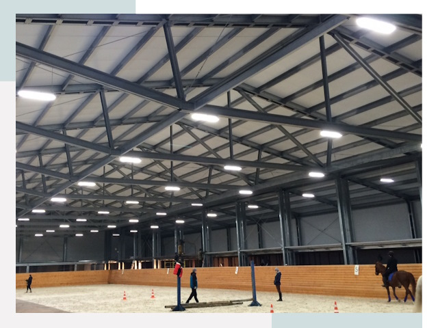 Строительство конных манежей от 656 руб в Тихвин