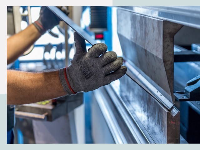 Гибка металла в Тихвине